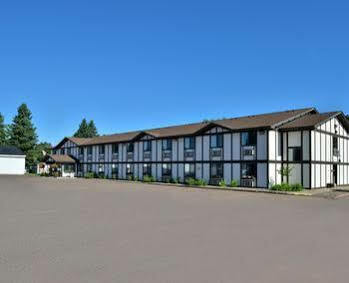 Magnuson Hotel